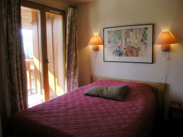 Christmass B4 DBLA bedroom