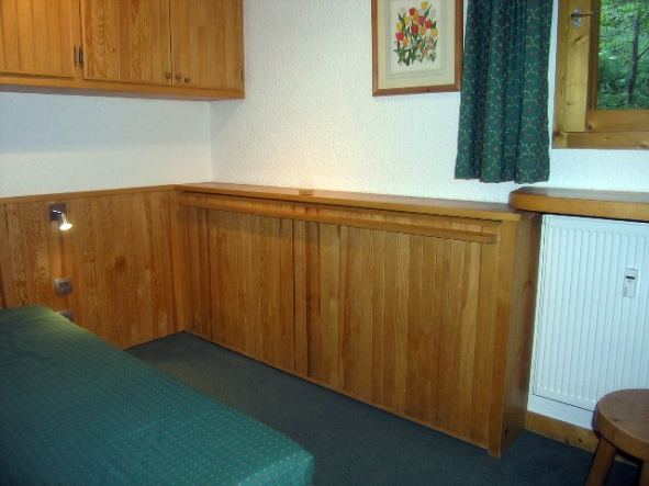 Dryades G8 bedroom