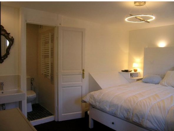 Tougnette C1, bedroom